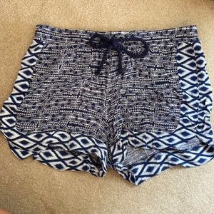 Sperry blue shorts with rope tie